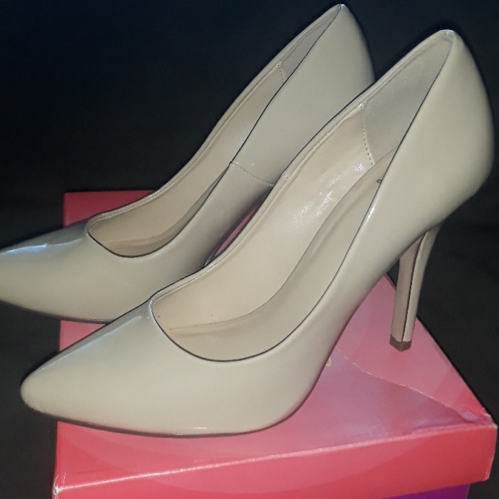 Nude Patent Stiletto Heels💫